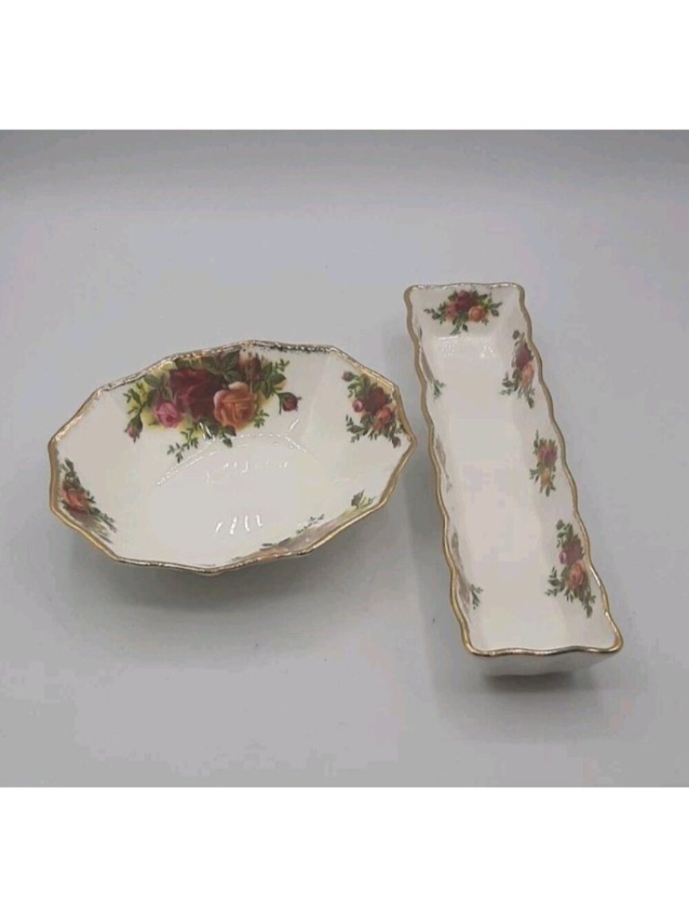 2 Vintage Pair Royal Albert Old Country Roses Bone China Trinket Pen Dishes